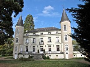  Château Les Vallées  Турнон-Сен-Пьер